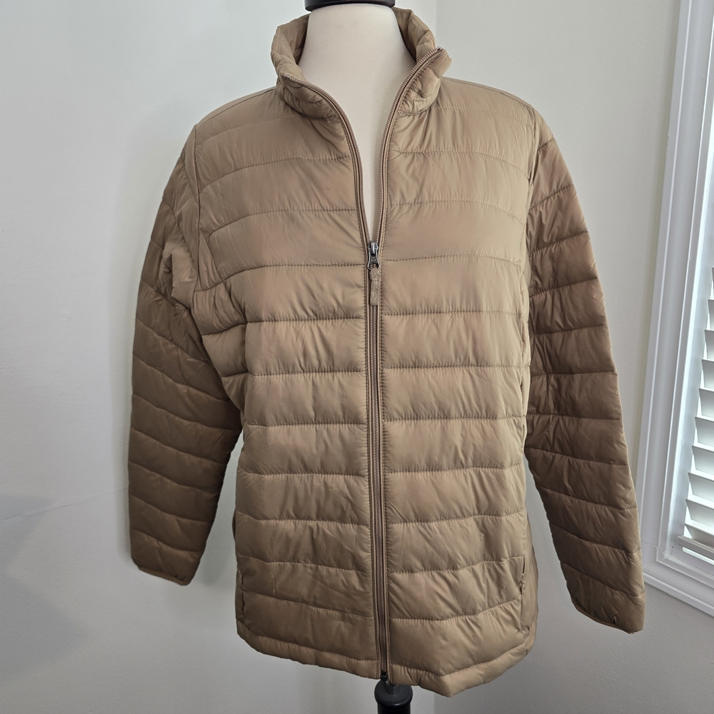 Amazon Essentials Women's Brown Puffer Jacket